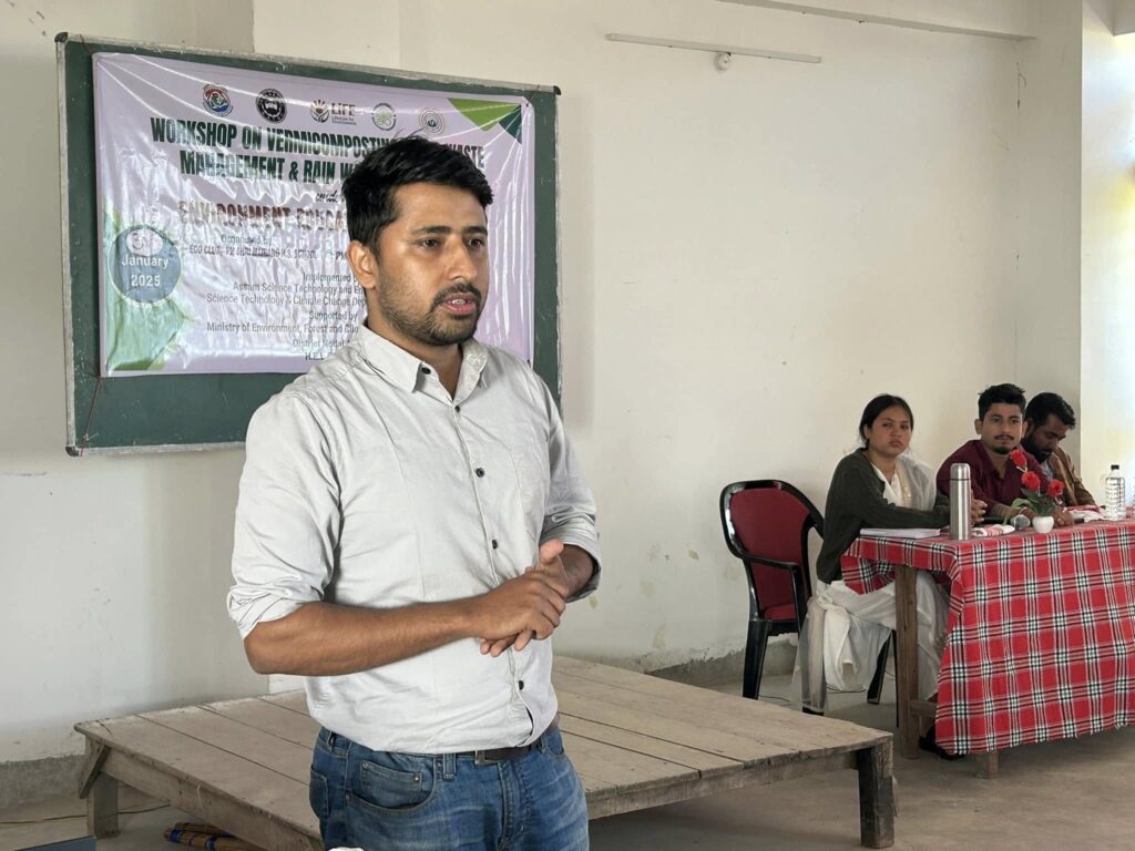 Shri Uday Nirola led the session on Solid Waste Management on the 01-day Workshop